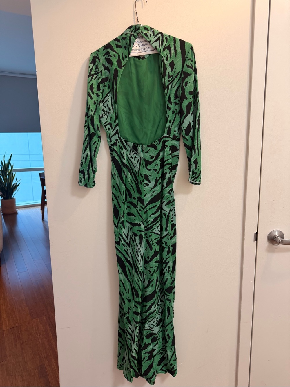 RIXO Green and Black Animal-Print Long Sleeve Maxi Dress - Picture 2 of 6